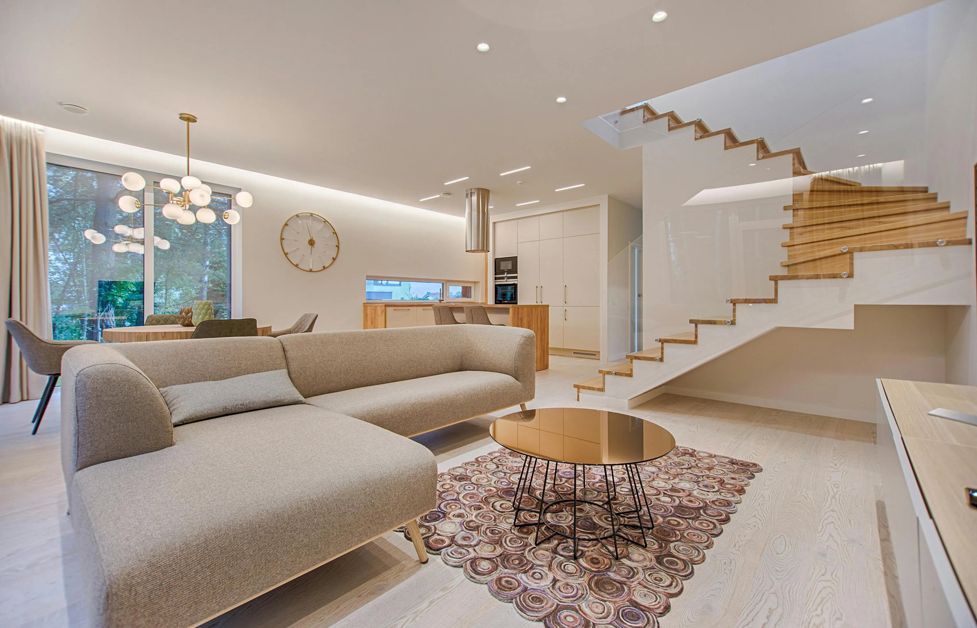 Interno elegante di appartamento gestito da host&guest